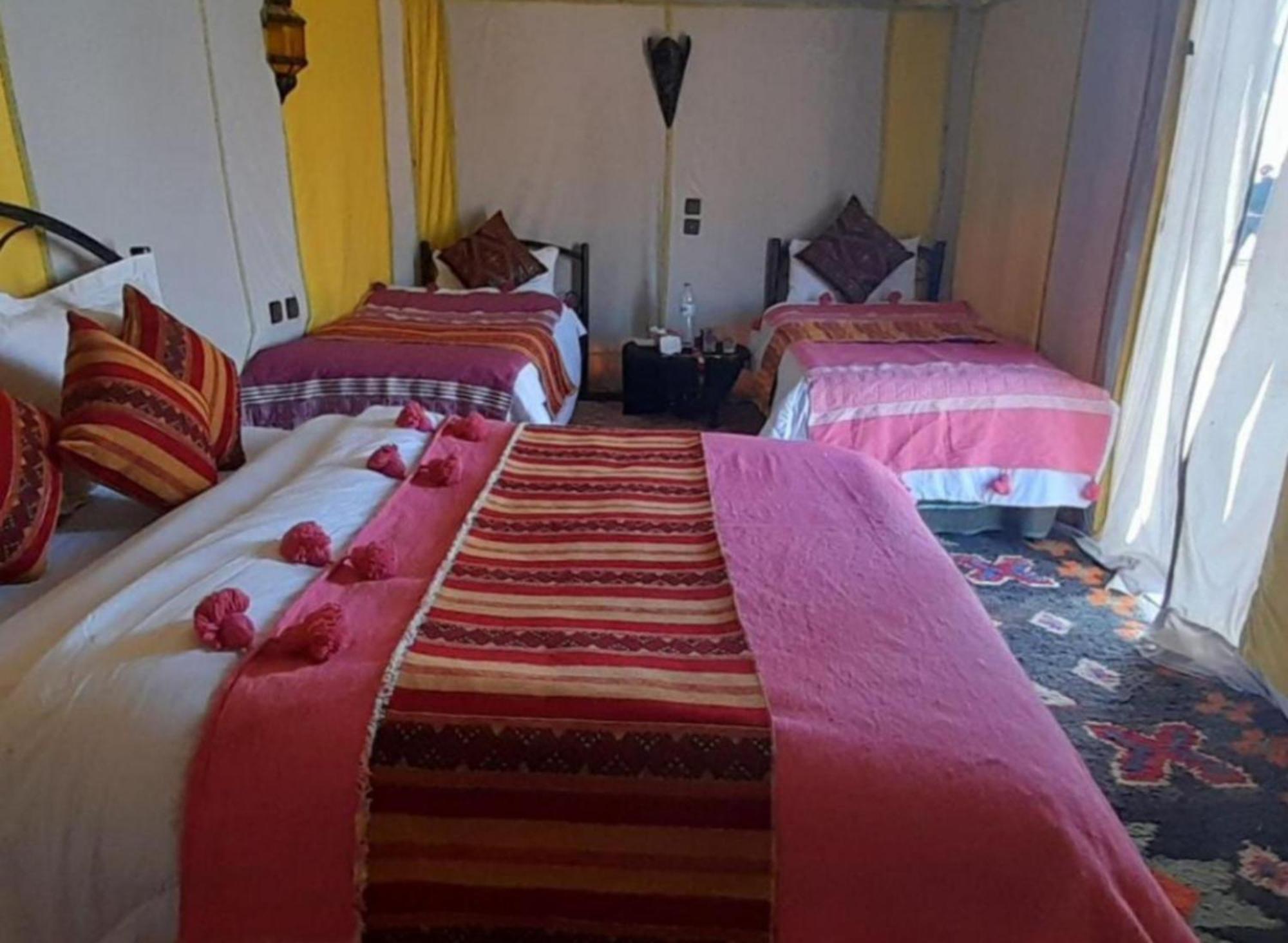 Bed and Breakfast Luxury Bedouin Camp Мерзуга Екстер'єр фото